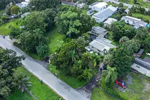 11343 Redbud Ln, Bonita Springs, FL 34135 - Photo 7