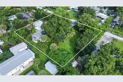 11343 Redbud Ln, Bonita Springs, FL 34135 - Photo 9