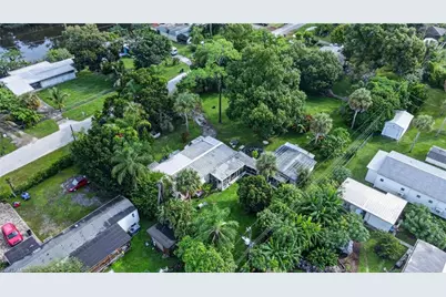 11343 Redbud Ln, Bonita Springs, FL 34135 - Photo 11