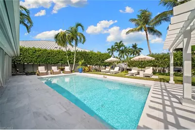2030 Snook Dr, Naples, FL 34102 - Photo 27