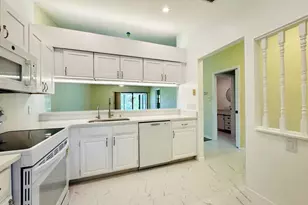 2037 Pine Isle Ln, Naples, FL 34112 - Photo 25