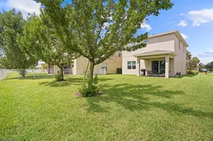 1301 NW Fiorenza Ct, Port Saint Lucie, FL 34986 - Photo 21