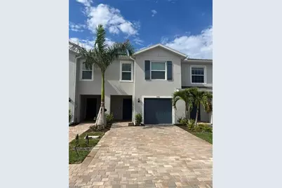 15461 Wildflower Cir, Naples, FL 34119 - Photo 1