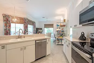 179 Palmetto Dunes Cir, Naples, FL 34113 - Photo 5