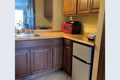 2555 9th St N #149, Naples, FL 34103 - Photo 7