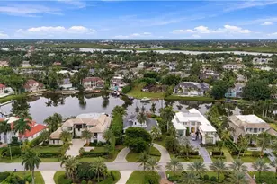 3191 Gin Ln, Naples, FL 34102 - Photo 9
