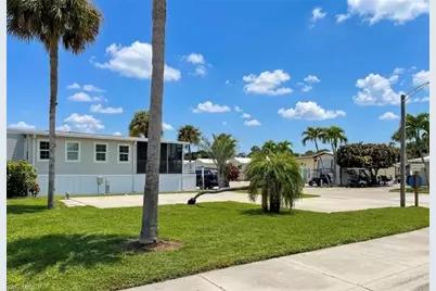 334 Imperial Wilderness Blvd, Naples, FL 34114 - Photo 3