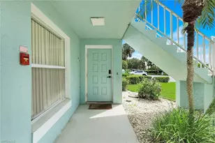 121 Wading Bird Cir, Naples, FL 34110 - Photo 5
