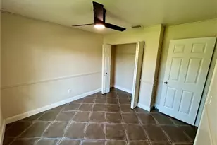 2430 Golden Gate Blvd E, Naples, FL 34117 - Photo 19