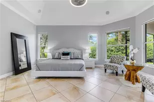 160 Logan Blvd S, Naples, FL 34119 - Photo 13