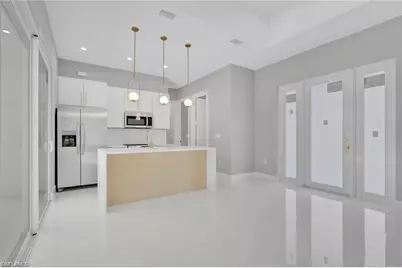 160 Logan Blvd S, Naples, FL 34119 - Photo 33