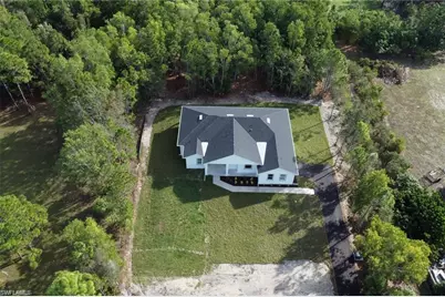 160 Logan Blvd S, Naples, FL 34119 - Photo 29