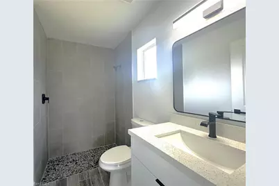 2317 NE 39th St, Cape Coral, FL 33909 - Photo 23