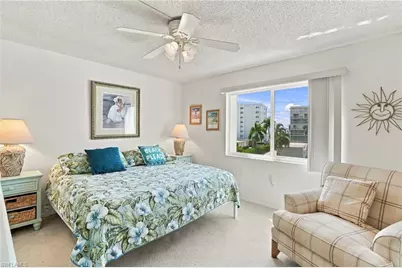 1930 Gulf Shore Blvd N #B302, Naples, FL 34102 - Photo 25