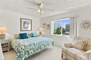 1930 Gulf Shore Blvd N, Naples, FL 34102 - Photo 25