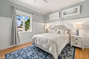 9222 Vanderbilt Dr, Naples, FL 34108 - Photo 37