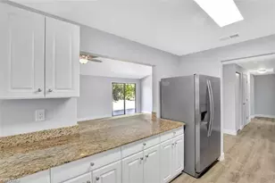 533 Landmark Dr, Naples, FL 34112 - Photo 5