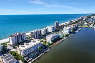 9577 Gulf Shore Dr, Naples, FL 34108 - Photo 17
