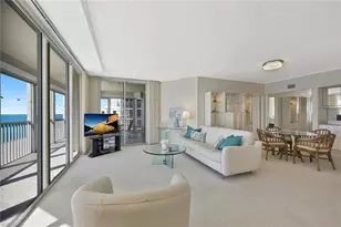 9577 Gulf Shore Dr, Naples, FL 34108 - Photo 7