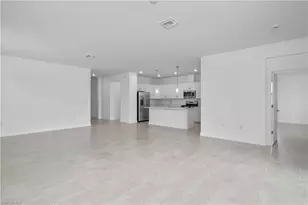 20179 Hartford Blvd, Estero, FL 33928 - Photo 17