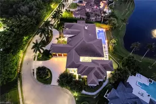 385 Colony Dr, Naples, FL 34108 - Photo 11