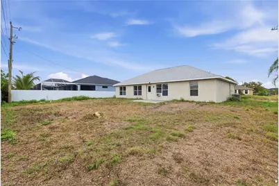 2009 NE 13th Pl, Cape Coral, FL 33909 - Photo 25