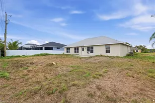 2009 NE 13th Pl, Cape Coral, FL 33909 - Photo 25