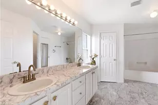 2009 NE 13th Pl, Cape Coral, FL 33909 - Photo 15