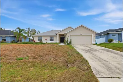 2009 NE 13th Pl, Cape Coral, FL 33909 - Photo 1