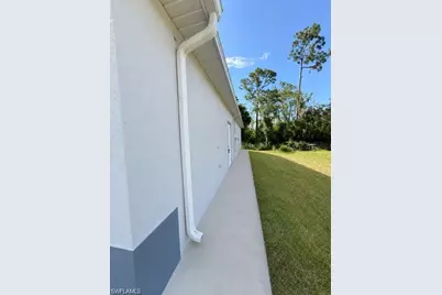 302 Stonybrook Ave, Lehigh Acres, FL 33972 - Photo 17
