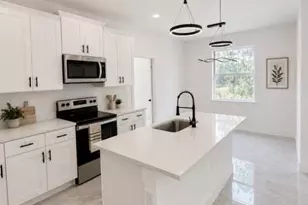 302 Stonybrook Ave, Lehigh Acres, FL 33972 - Photo 3