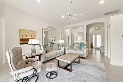 2256 Island Cove Cir, Naples, FL 34109 - Photo 7