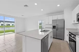 17526 Paradiso Wy, North Fort Myers, FL 33917 - Photo 5