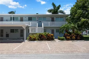 421 12th Ave S, Naples, FL 34102 - Photo 15