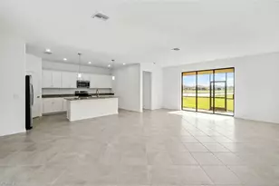 14942 Palamos Cir, Fort Myers, FL 33905 - Photo 5