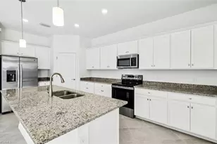 14942 Palamos Cir, Fort Myers, FL 33905 - Photo 3