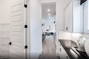 25923 Skipping Rock Circle, Bonita Springs, FL 34135 - Photo 21