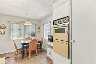 153 Primrose Ln, Naples, FL 34114 - Photo 15