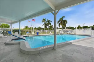 153 Primrose Ln, Naples, FL 34114 - Photo 27