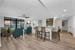 6075 Pelican Bay Blvd, Naples, FL 34108 - Photo 9