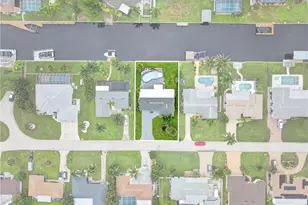 5125 York Ct, Cape Coral, FL 33904 - Photo 5