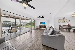 5125 York Ct, Cape Coral, FL 33904 - Photo 35