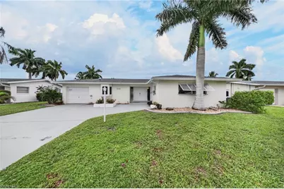 5125 York Ct, Cape Coral, FL 33904 - Photo 13