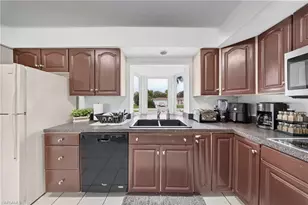 5125 York Ct, Cape Coral, FL 33904 - Photo 31