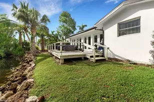 514 14th St N, Naples, FL 34102 - Photo 17