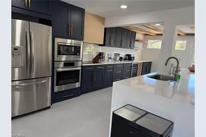 514 14th St N, Naples, FL 34102 - Photo 5