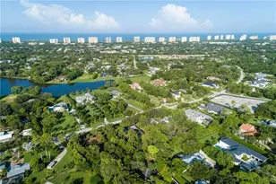 458 Ridge Dr, Naples, FL 34108 - Photo 25