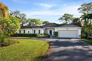 458 Ridge Dr, Naples, FL 34108 - Photo 1