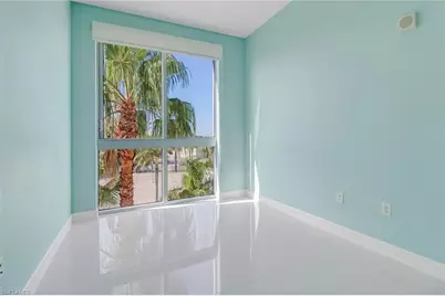 3000 Oasis Grand Blvd #401, Fort Myers, FL 33916 - Photo 13