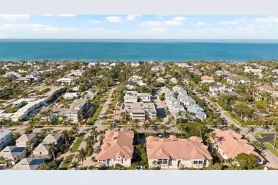 666 3rd St S #106, Naples, FL 34102 - Photo 29
